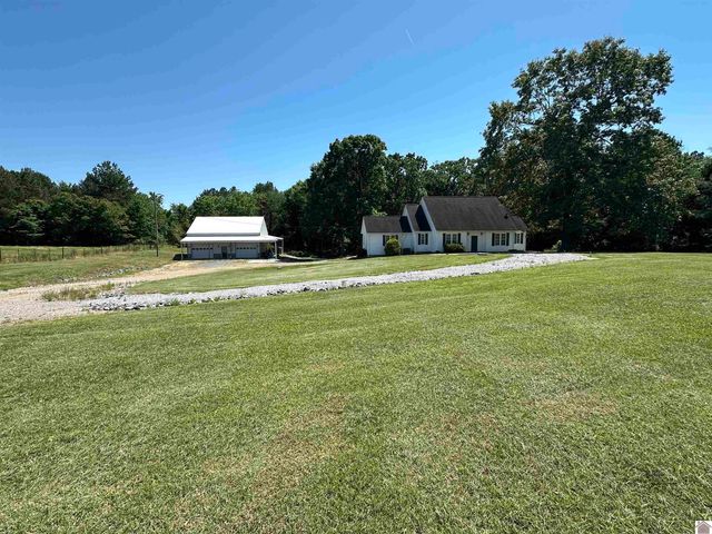 2801 Golo Rd, Mayfield, KY 42066