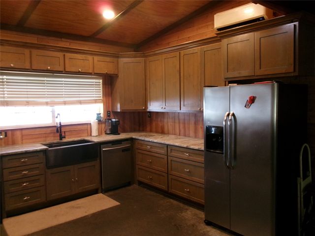 430 Waterfront Row, Quitman, TX 75783