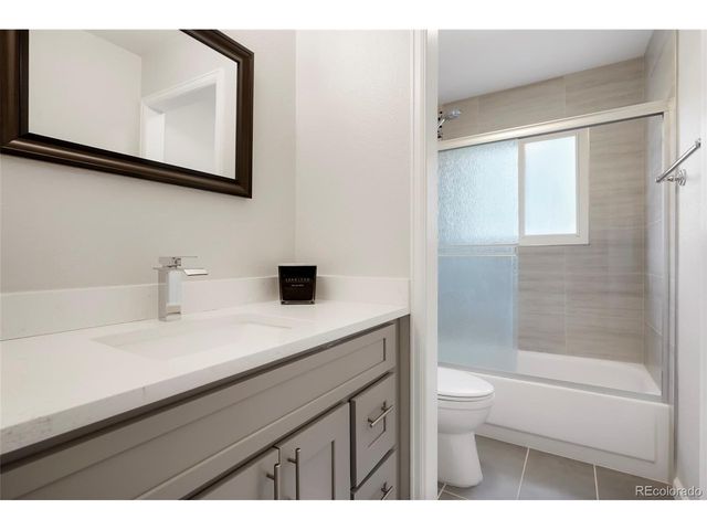 9214 E Floyd Ave, Denver, CO 80231