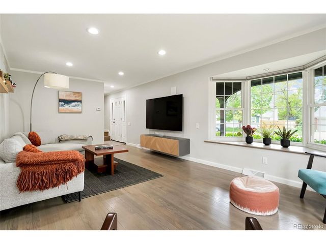 9214 E Floyd Ave, Denver, CO 80231