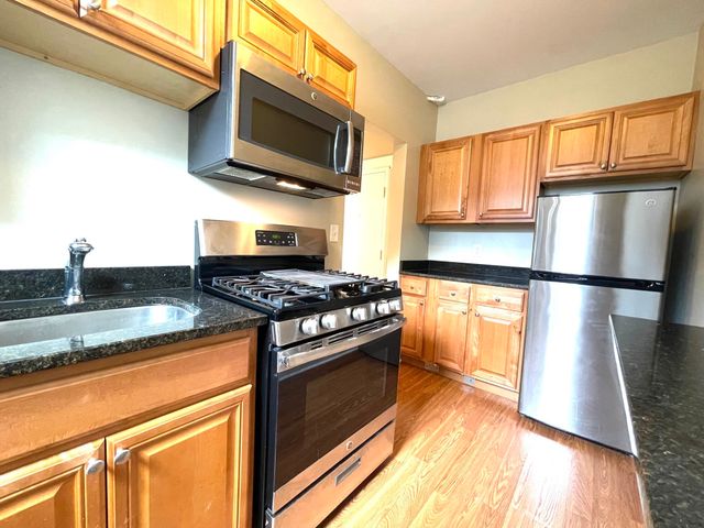 660 Huntington Avenue 57, Boston, MA 02115