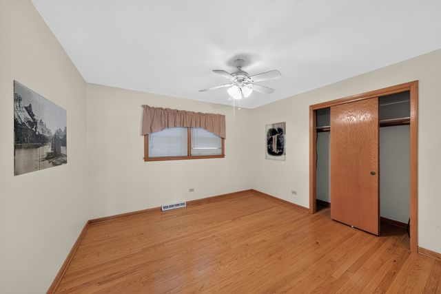 3942 N Oconto Avenue, Chicago, IL 60634