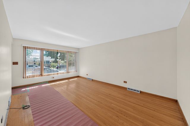 3942 N Oconto Avenue, Chicago, IL 60634