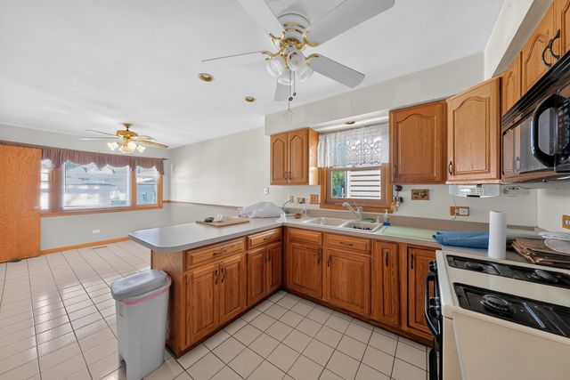 3942 N Oconto Avenue, Chicago, IL 60634