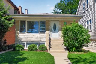 3942 N Oconto Avenue, Chicago, IL 60634