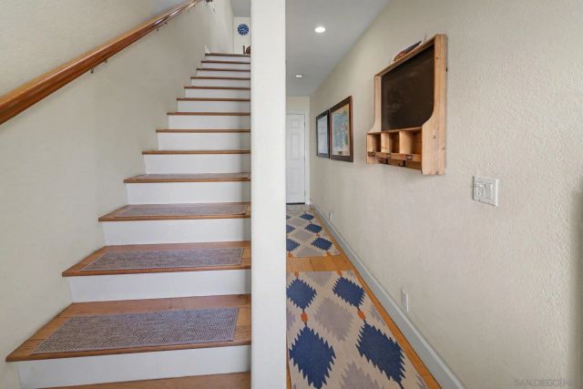 1100 Adella Ave 4, Coronado, CA 92118