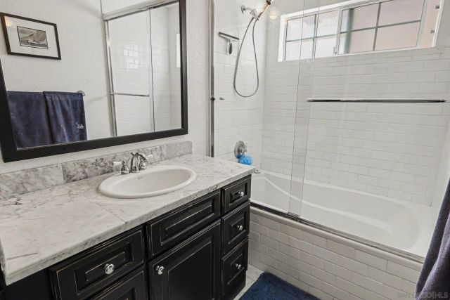 1100 Adella Ave 4, Coronado, CA 92118