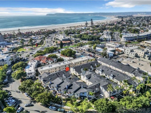 1100 Adella Ave 4, Coronado, CA 92118