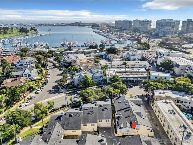 1100 Adella Ave 4, Coronado, CA 92118