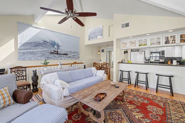 1100 Adella Ave 4, Coronado, CA 92118