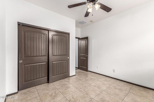 525 W REEVES Avenue, San Tan Valley, AZ 85140