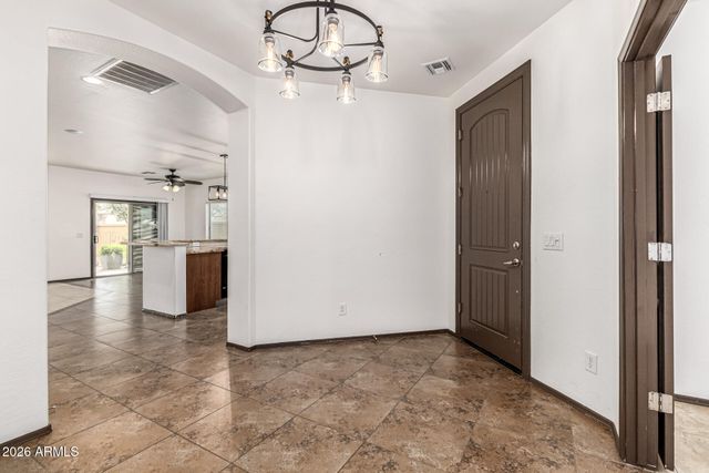 525 W REEVES Avenue, San Tan Valley, AZ 85140