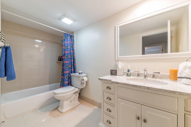 717 7TH Lane, Palm Beach Gardens, FL 33418