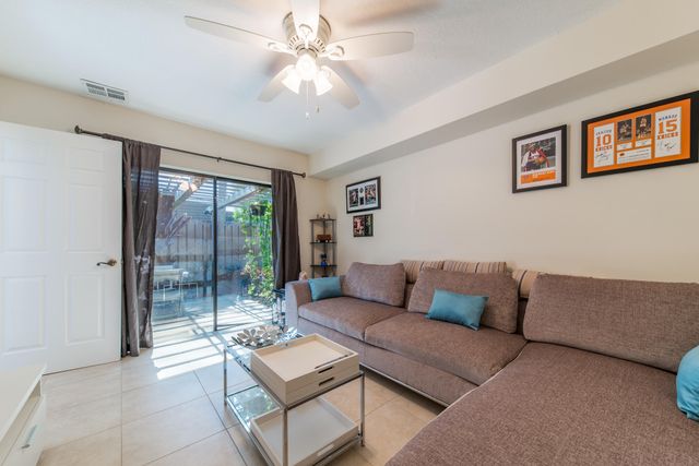 717 7TH Lane, Palm Beach Gardens, FL 33418