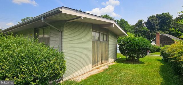 3408 MANOR HILL RD, Baltimore, MD 21208