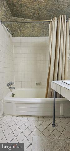3408 MANOR HILL RD, Baltimore, MD 21208