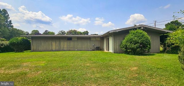 3408 MANOR HILL RD, Baltimore, MD 21208