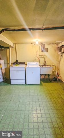 3408 MANOR HILL RD, Baltimore, MD 21208