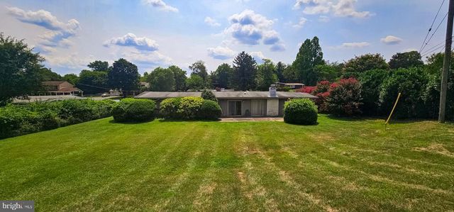 3408 MANOR HILL RD, Baltimore, MD 21208