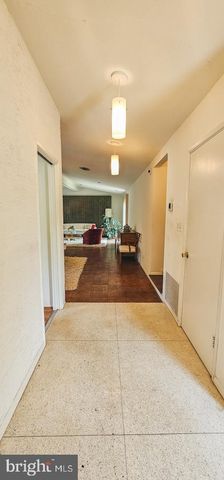 3408 MANOR HILL RD, Baltimore, MD 21208