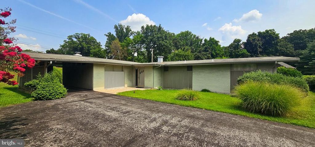 3408 MANOR HILL RD, Baltimore, MD 21208