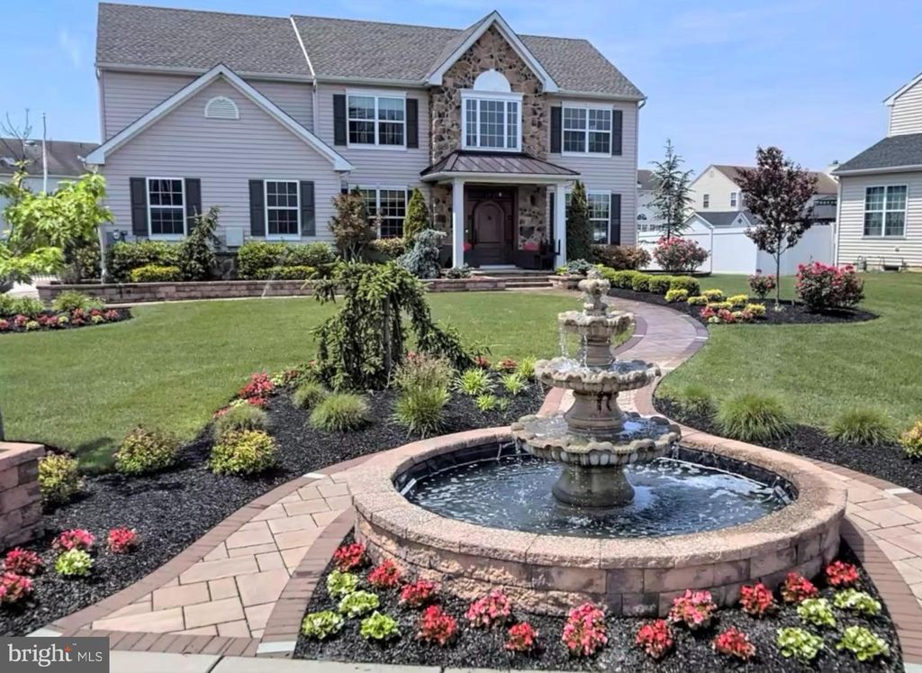 395 STAGGERBUSH RD, Williamstown, NJ 08094