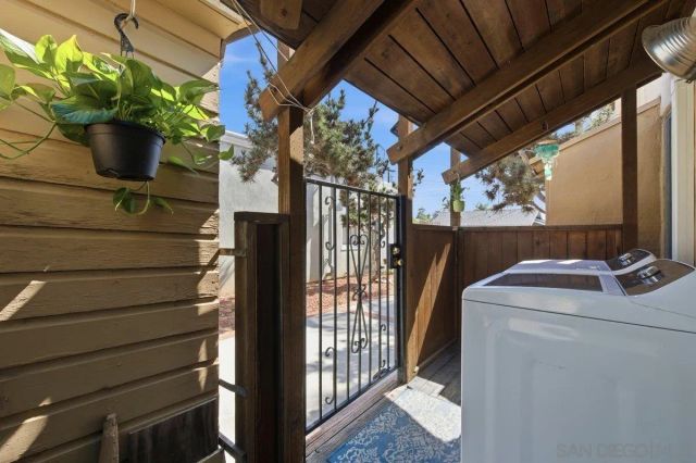 2536 Dwight, San Diego, CA 92104