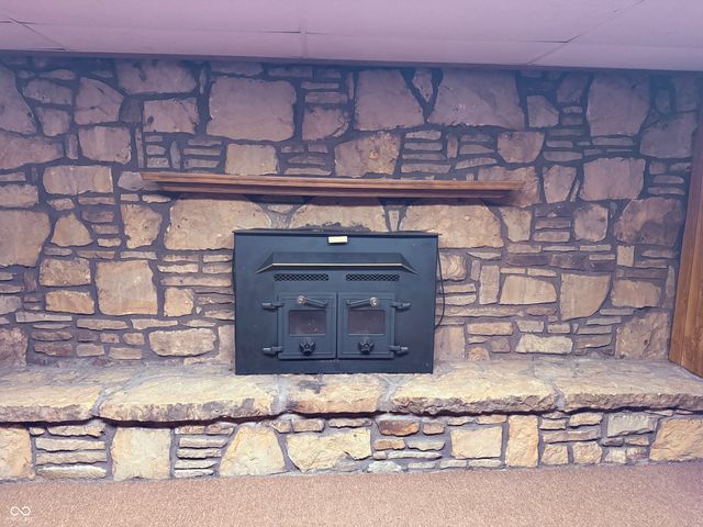 8020 W Deaver Road, Columbus, IN 47201