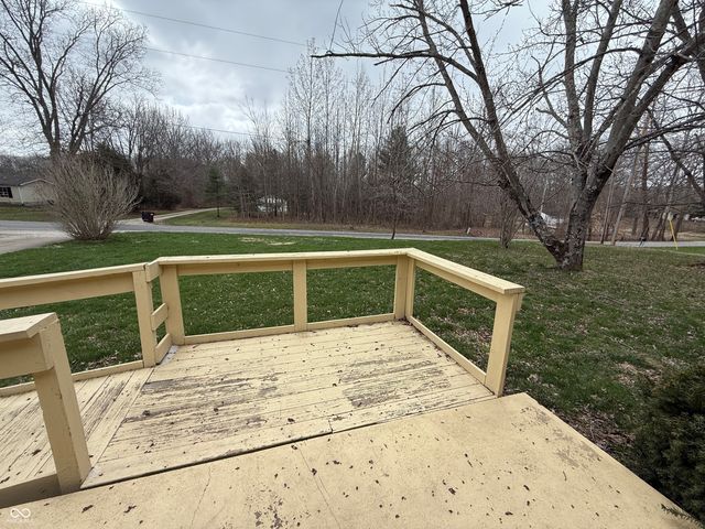 8020 W Deaver Road, Columbus, IN 47201