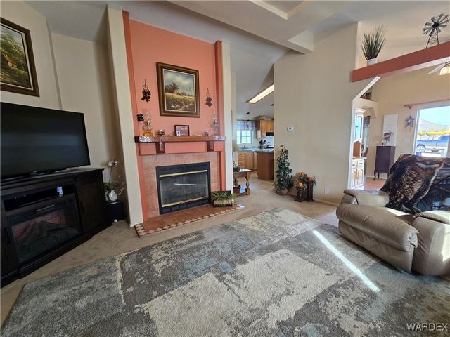 19688 S Diamondback Road, Yucca, AZ 86438