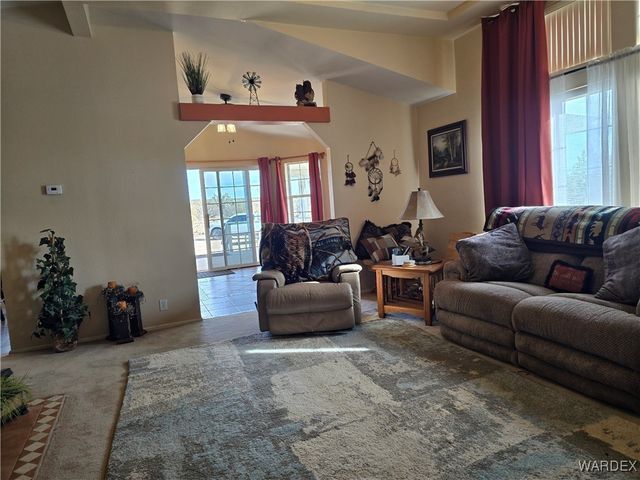 19688 S Diamondback Road, Yucca, AZ 86438