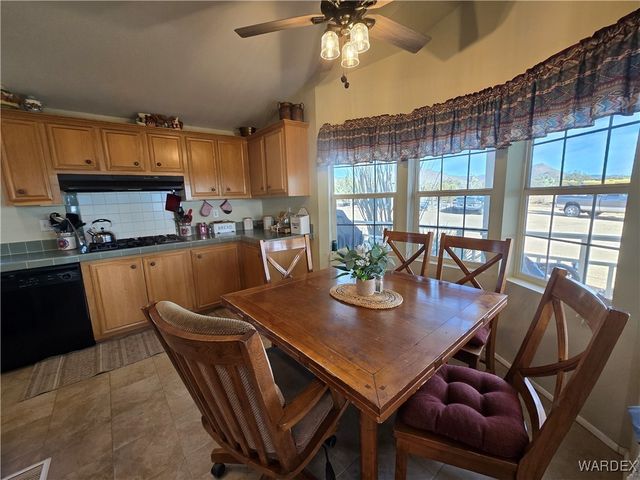 19688 S Diamondback Road, Yucca, AZ 86438