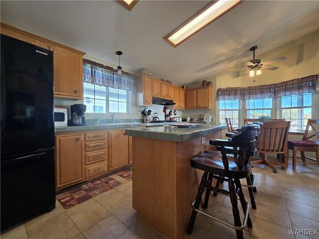 19688 S Diamondback Road, Yucca, AZ 86438