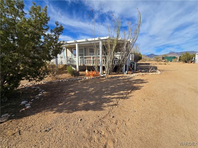 19688 S Diamondback Road, Yucca, AZ 86438