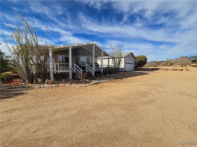 19688 S Diamondback Road, Yucca, AZ 86438