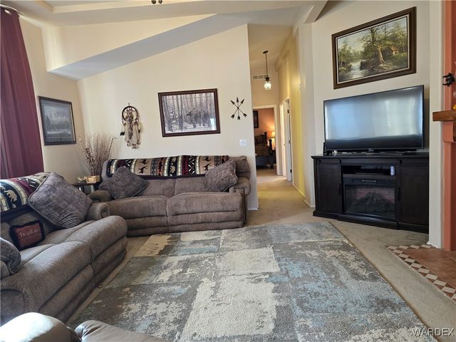 19688 S Diamondback Road, Yucca, AZ 86438