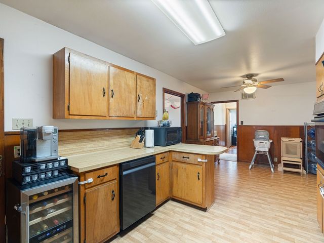 508 Helena St, Winnsboro, TX 75494