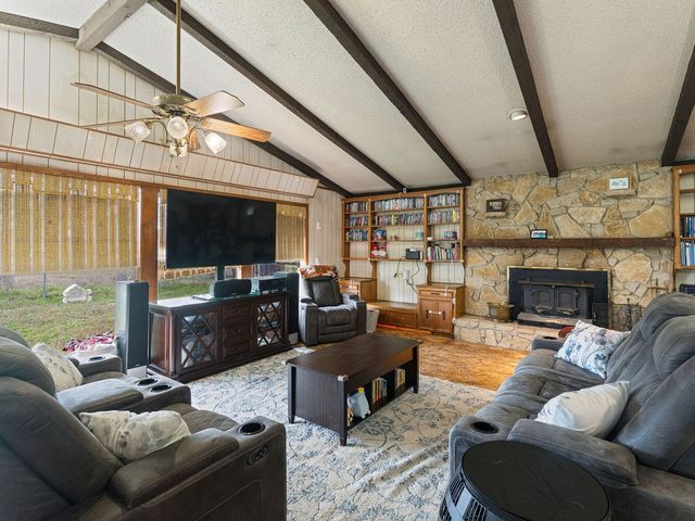 508 Helena St, Winnsboro, TX 75494