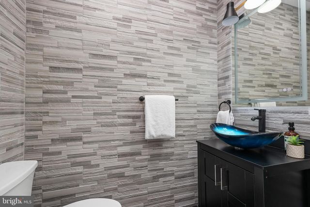 4411 ILLINOIS AVE NW, Washington, DC 20011