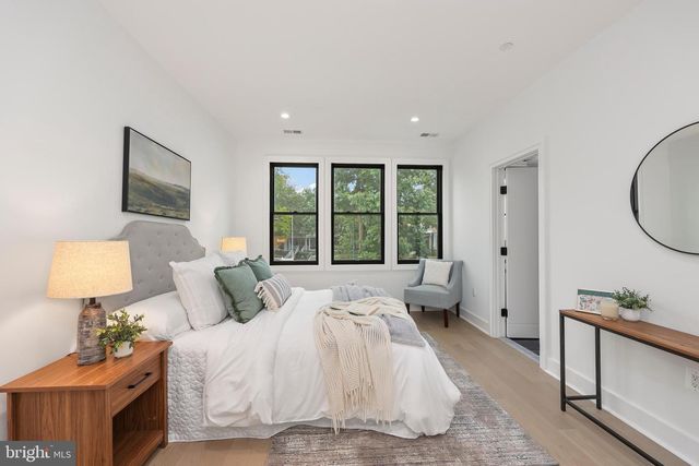 4411 ILLINOIS AVE NW, Washington, DC 20011