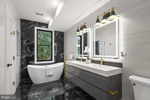 4411 ILLINOIS AVE NW, Washington, DC 20011