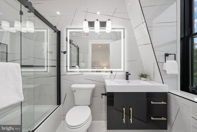 4411 ILLINOIS AVE NW, Washington, DC 20011