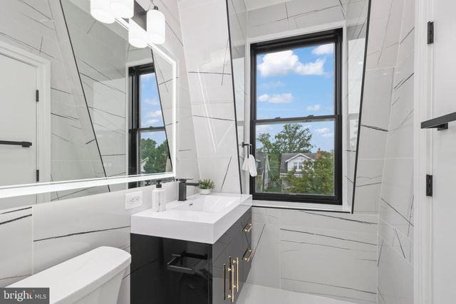 4411 ILLINOIS AVE NW, Washington, DC 20011