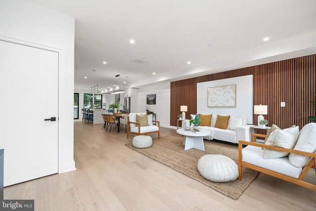 4411 ILLINOIS AVE NW, Washington, DC 20011