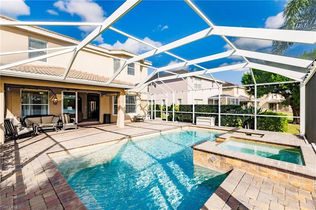 Image 36 of property listing at 3573 Malagrotta CIR, Cape Coral, FL 33909