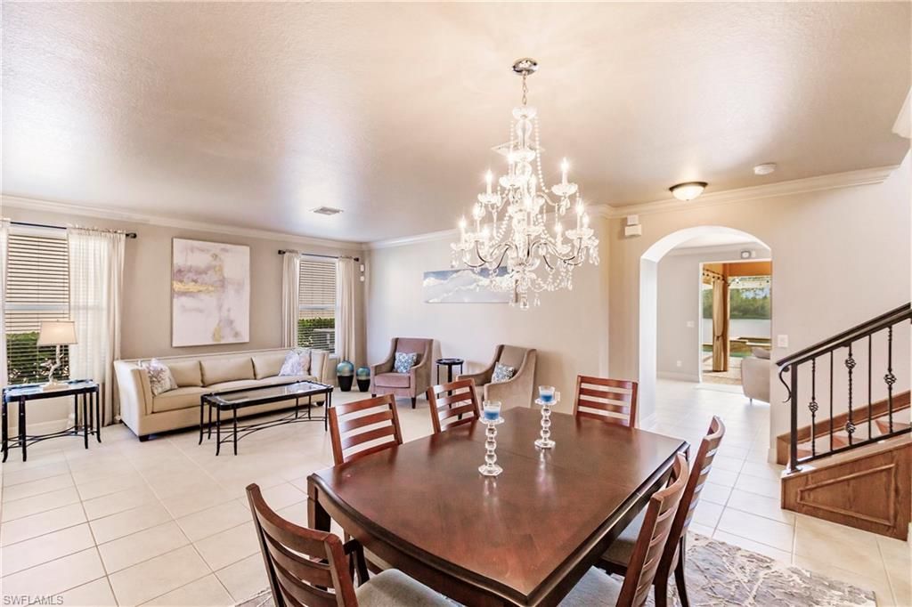 Image 7 of property listing at 3573 Malagrotta CIR, Cape Coral, FL 33909
