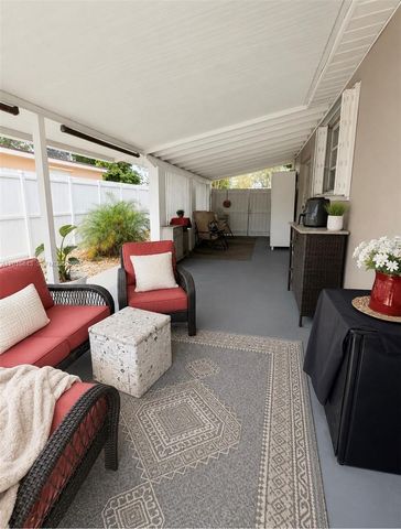 1010 N 74th Way 0, Hollywood, FL 33024