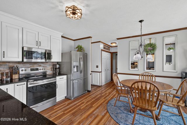 6712 Creek Ridge Road, Wilmington, NC 28411