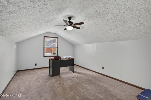 6712 Creek Ridge Road, Wilmington, NC 28411