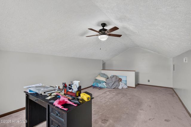 6712 Creek Ridge Road, Wilmington, NC 28411